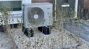 Αγγλία: Όλες οι Νέες Κατοικίες Πρέπει να Έχουν Αντλίες Θερμότητας, Λένε οι Σύμβουλοι για το Κλίμα