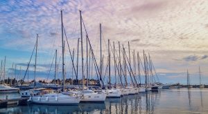 Περισσότερα αντισταθμιστικά οφέλη θα ζητήσει από τους επενδυτές της μαρίνας ο δήμος Ρόδου