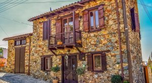 ΣτΕ: Όχι άλλες κατεδαφίσεις «στα τυφλά» σε παραδοσιακούς οικισμούς